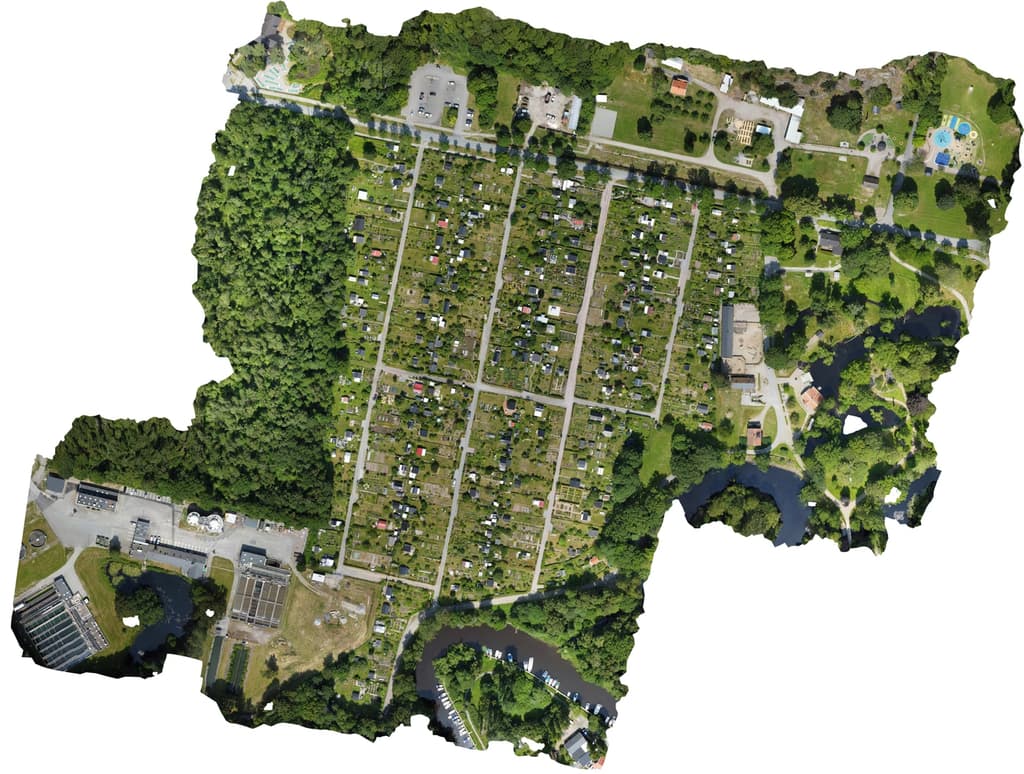 Orthomosaic overview of the Koloni Centrum scene.